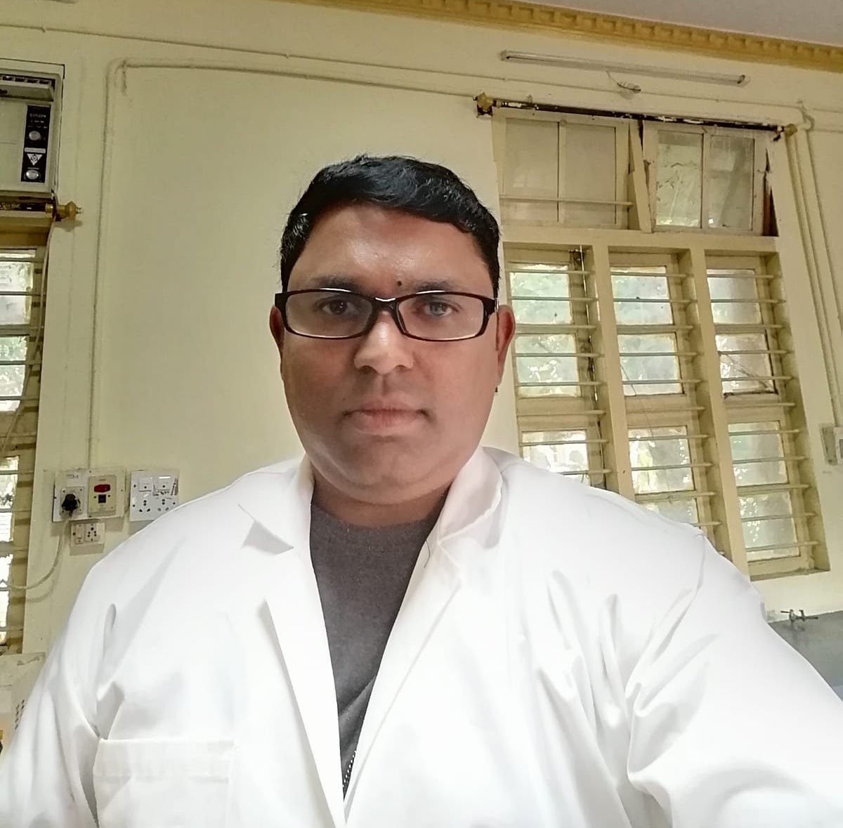 Pet Veterinary Service - Veterinarian ramesh  sameta